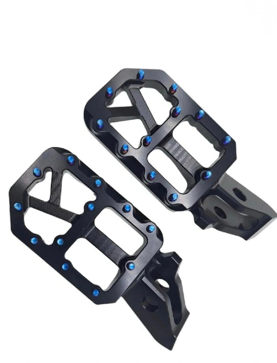 E-Moto Foot pegs W/titanium studs